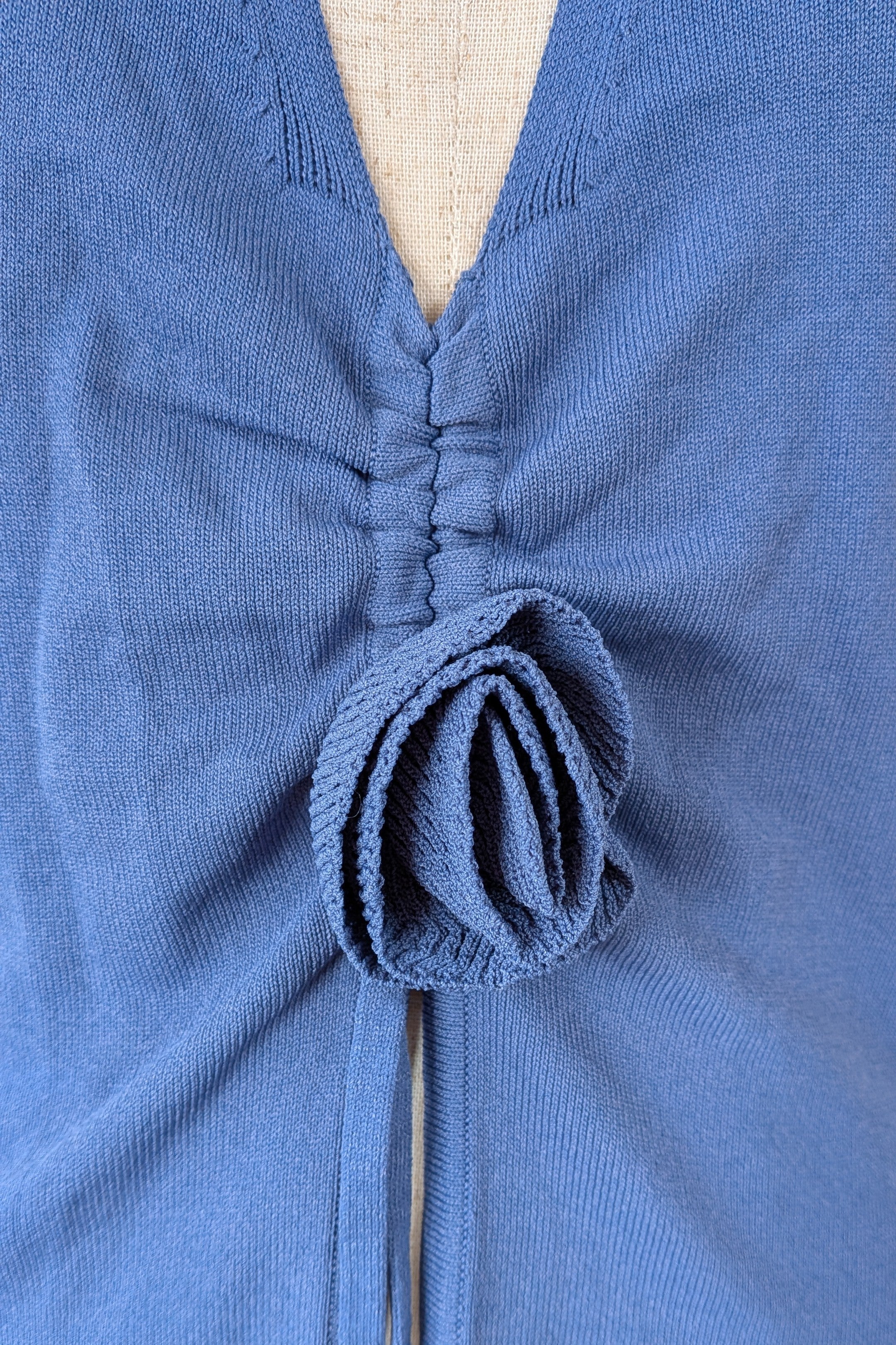 Beyond Her Lillian Rosette Top in Dusty Blue Size 10 Brand New With Tags RRP $79.95