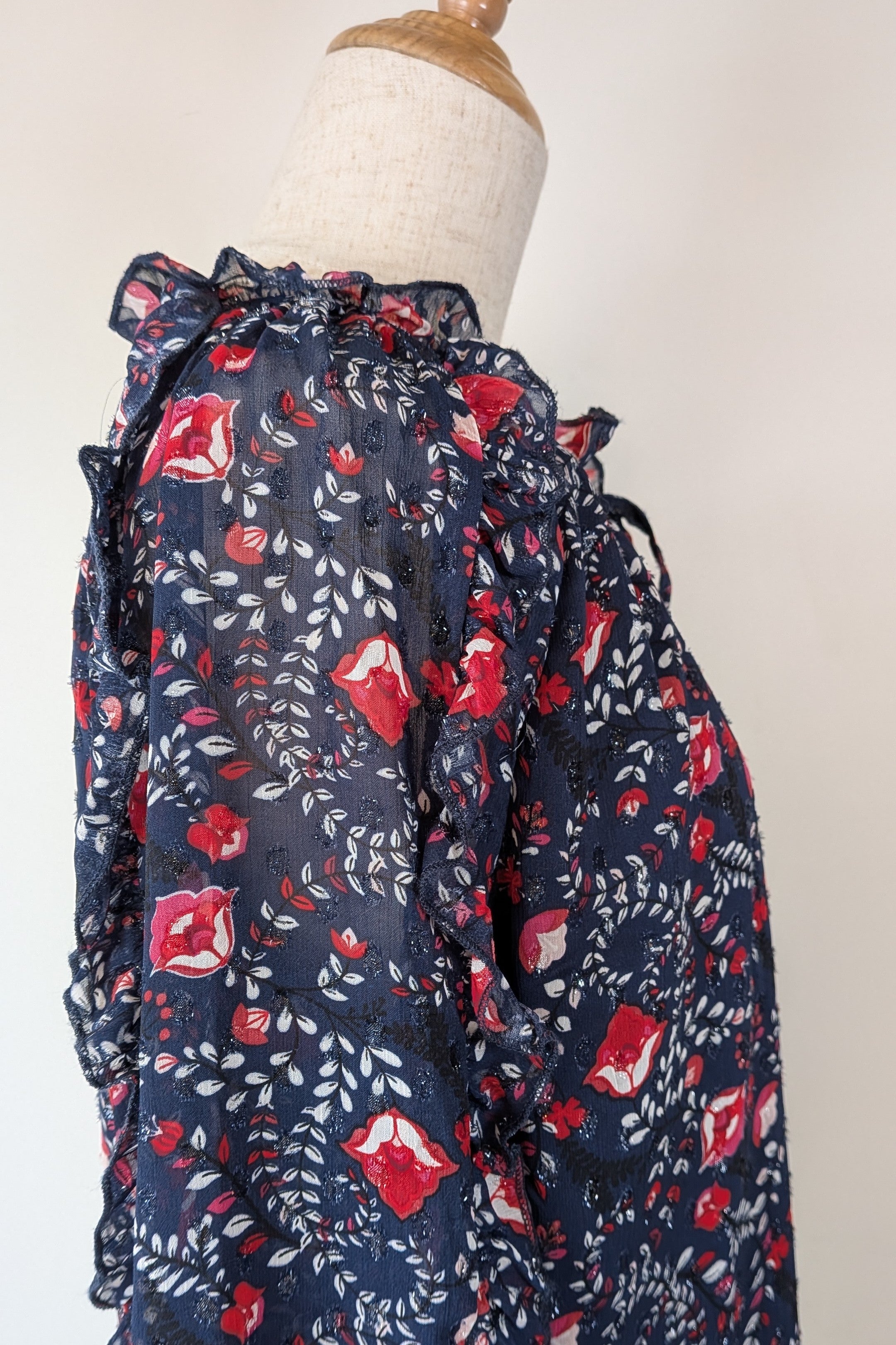 Liz Jordan Designer Collection Frill Trim Lurex Printed Top in Midnight Size 8 BNWT RRP $139.99
