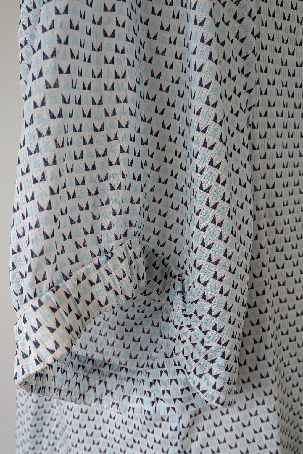 Country Road Blue Geometric Cotton Puff Sleeve Shirt Size S