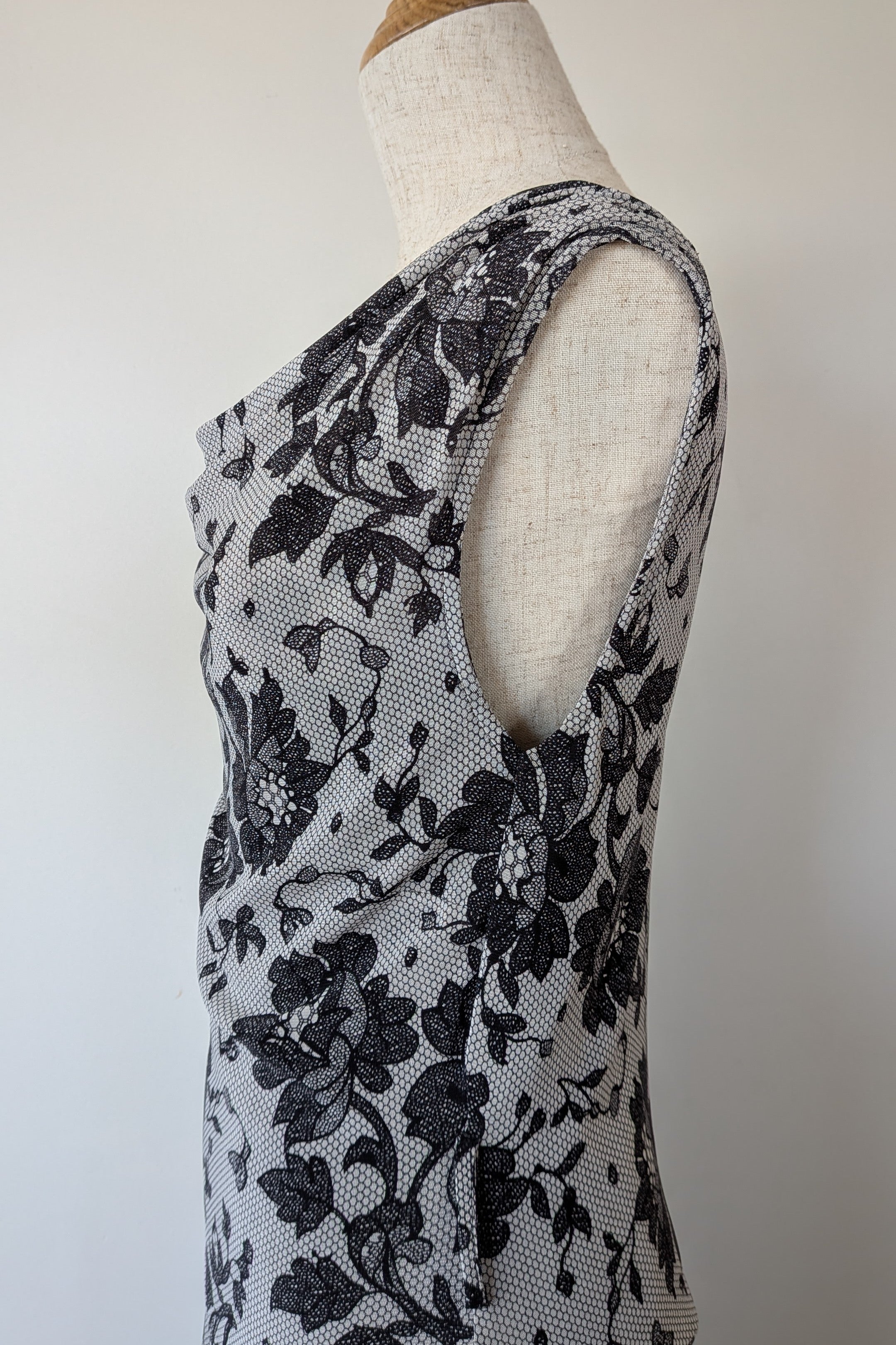 Vintage Y2K Tea Berry Floral Lace Cowl Neck Dress Size 8/10