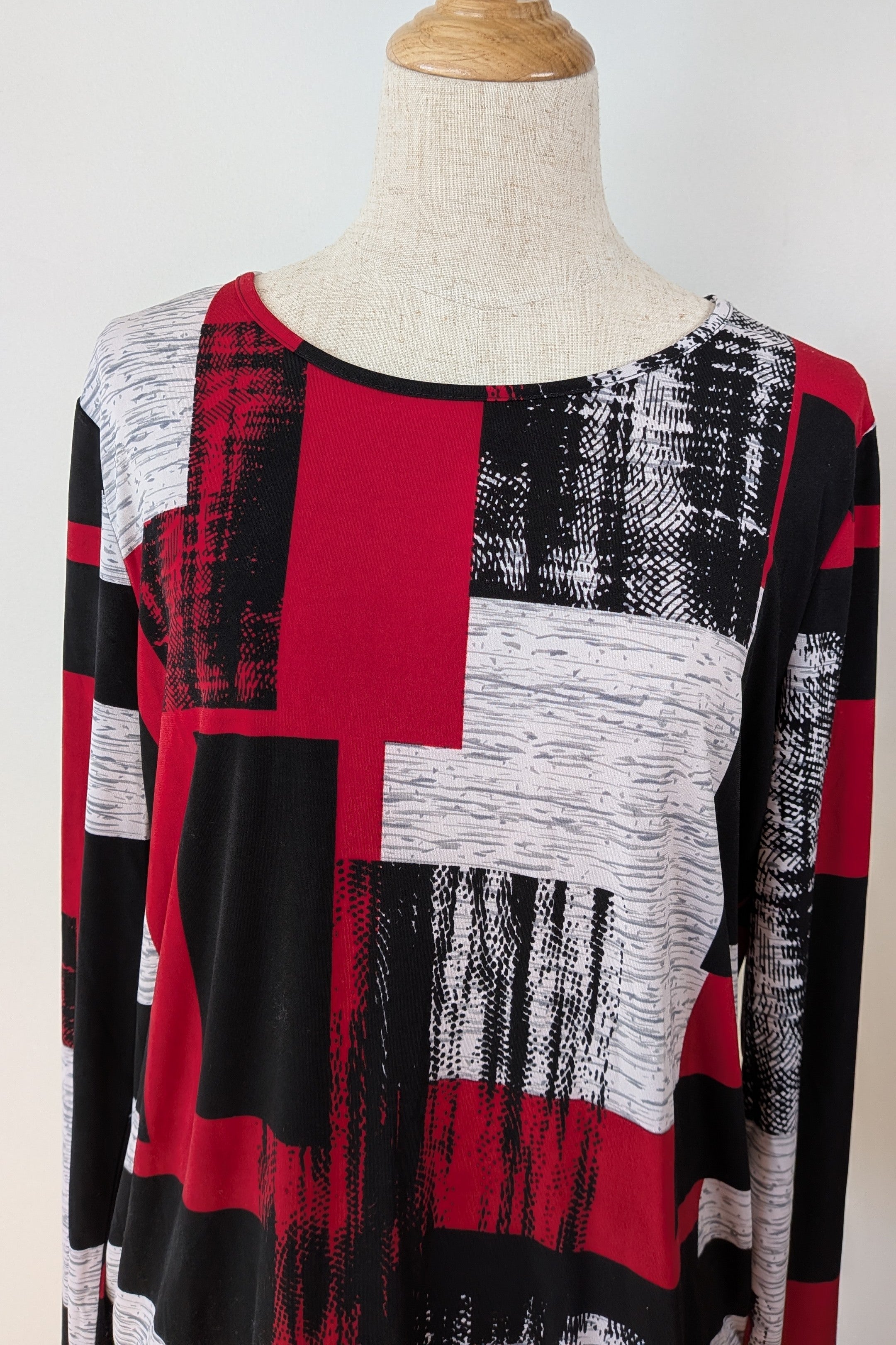 Noni B Colourblock Jester Red Knit Top Size S Brand New With Tags RRP $99.99