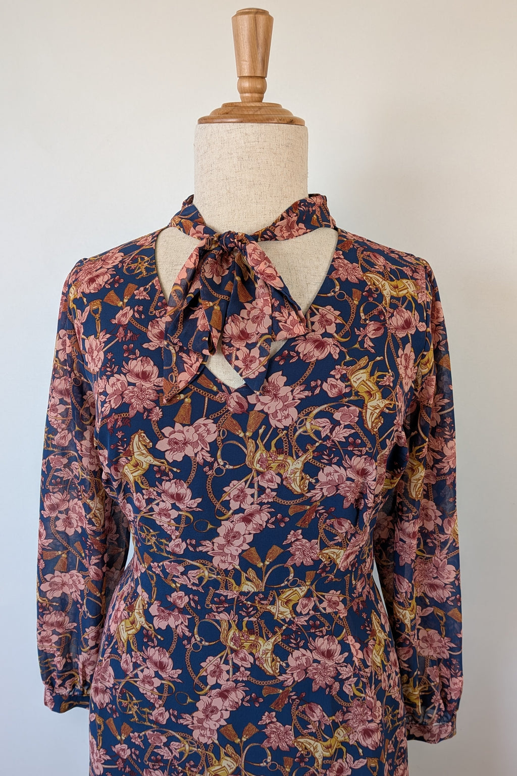 Modcloth Apogee of Elegance Floral & Horse Print Dress Size 22
