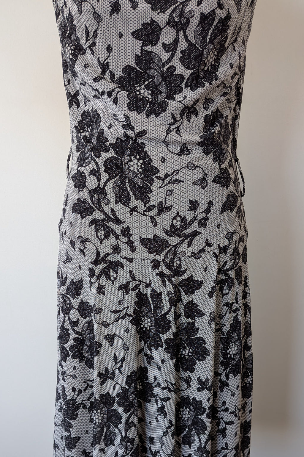Vintage Y2K Tea Berry Floral Lace Cowl Neck Dress Size 8/10