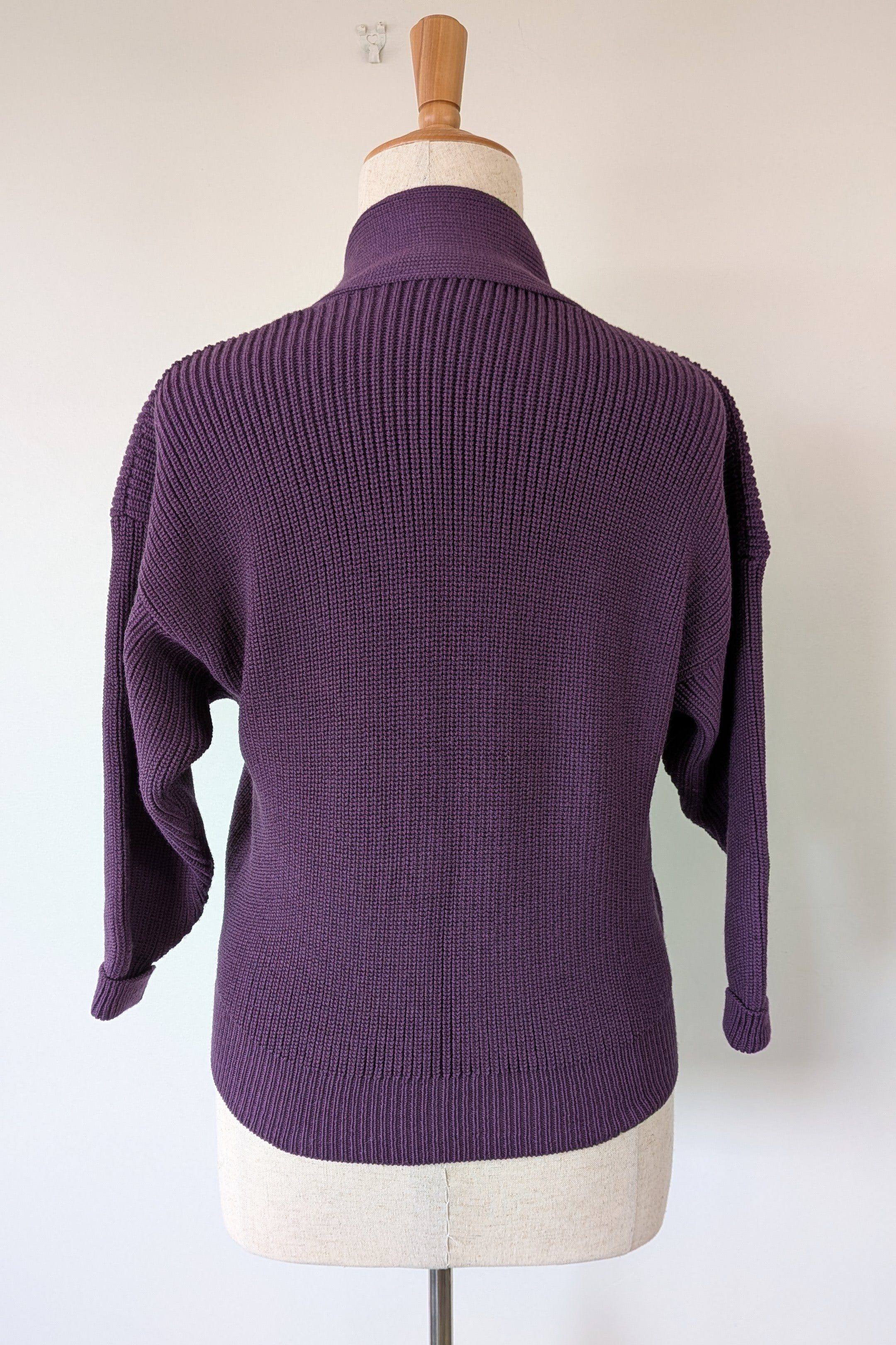Vintage 80s Casaveen Pure New Wool Purple Cardigan (Made in Tasmania) Size 14