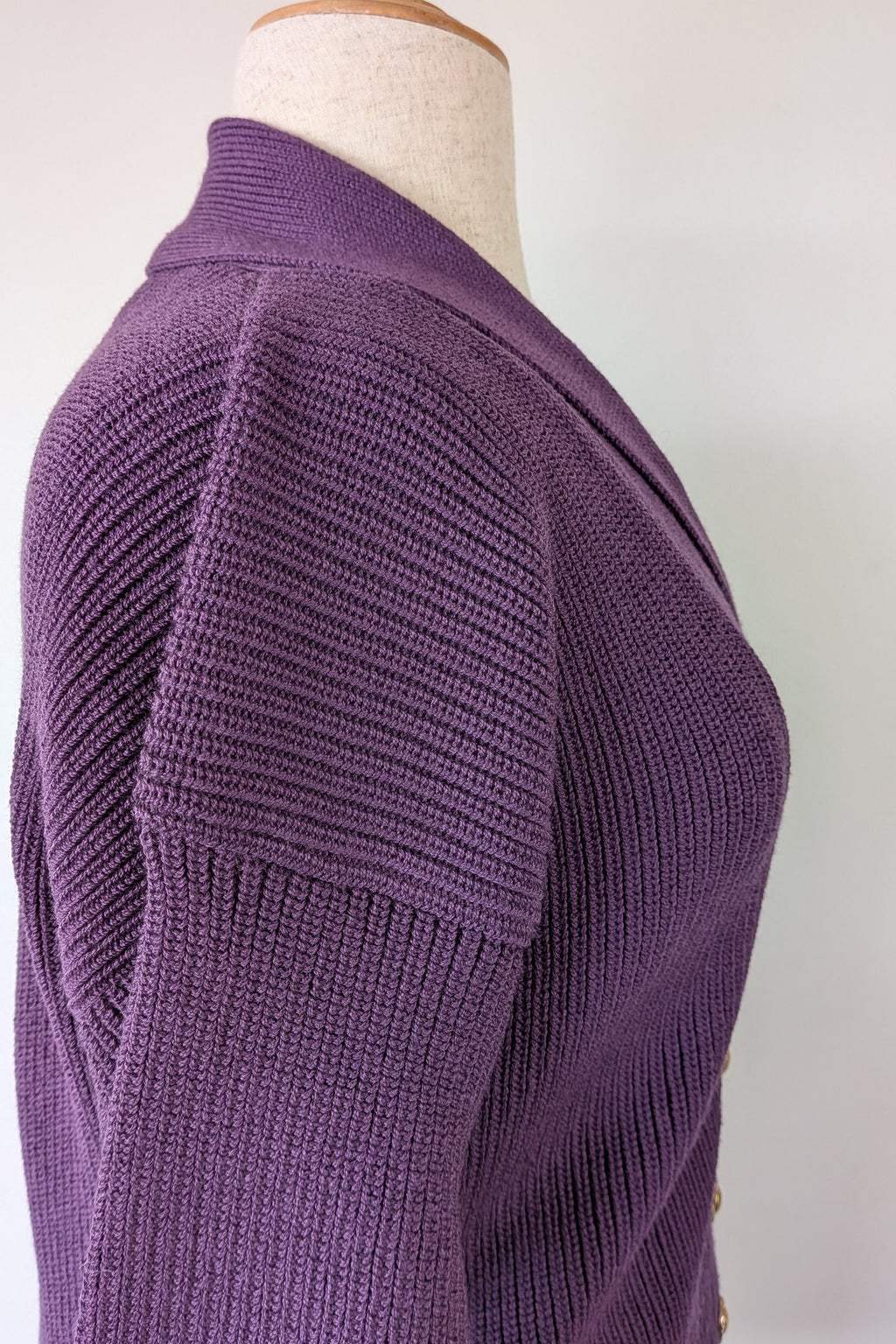 Vintage 80s Casaveen Pure New Wool Purple Cardigan (Made in Tasmania) Size 14