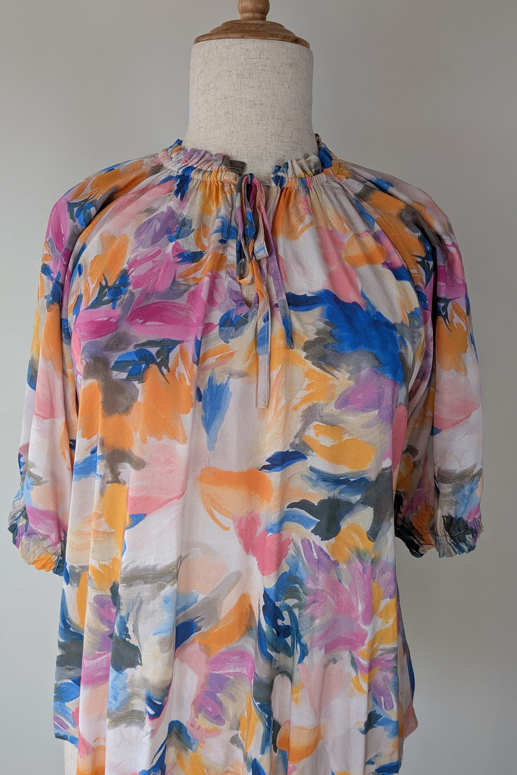 Blue Illusion Painterly Floral Print Peasant Shirt Size L