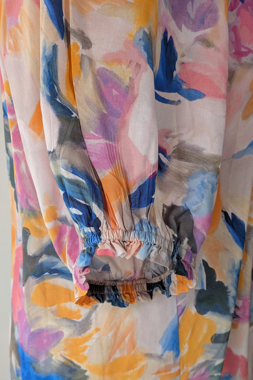 Blue Illusion Painterly Floral Print Peasant Shirt Size L