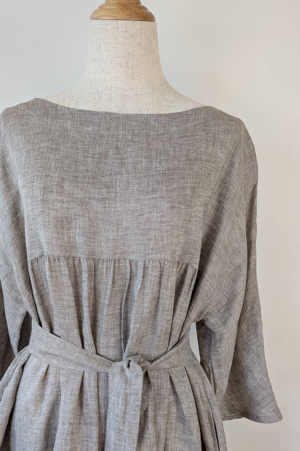 Stella Moda Linen Midi Dress in Grey in One Size