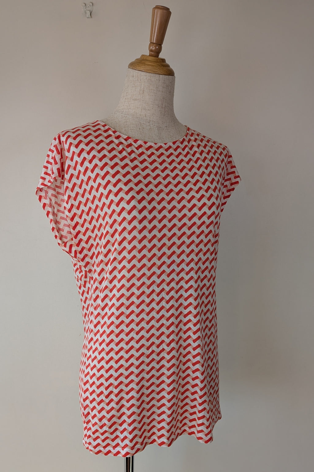 Country Road Geometric Red White Print Top Size S