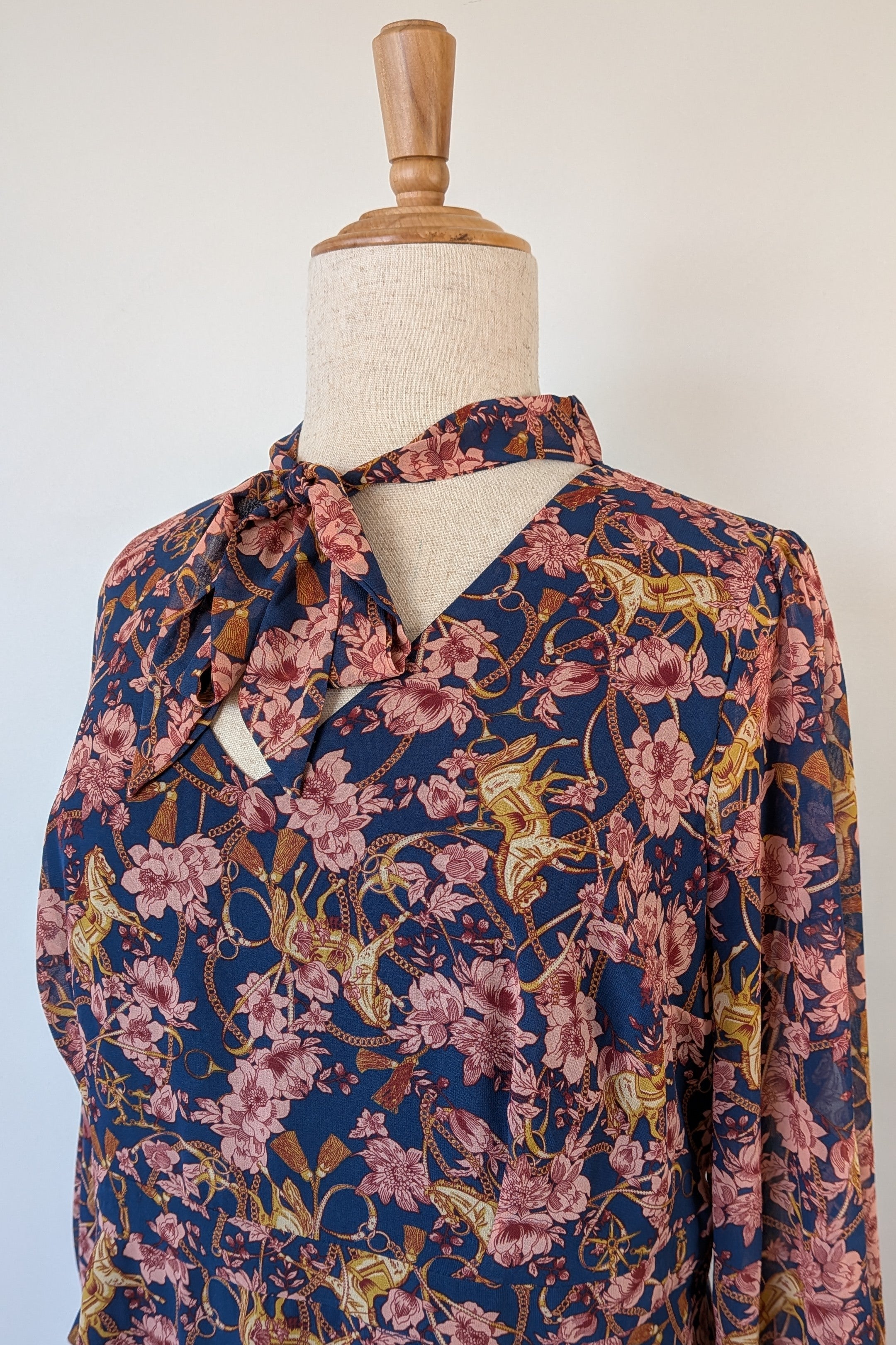 Modcloth Apogee of Elegance Floral & Horse Print Dress Size 22