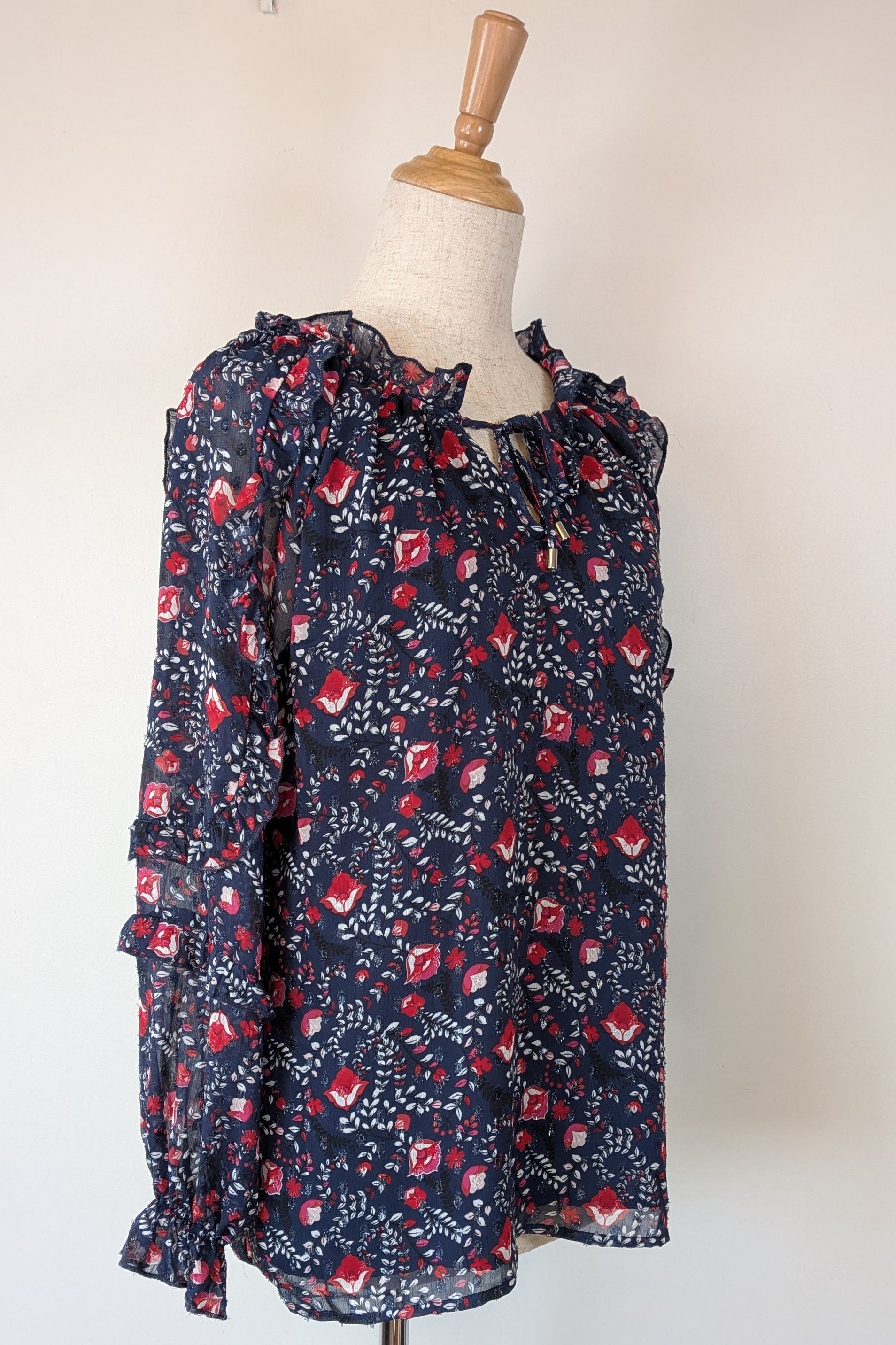 Liz Jordan Designer Collection Frill Trim Lurex Printed Top in Midnight Size 8 BNWT RRP $139.99