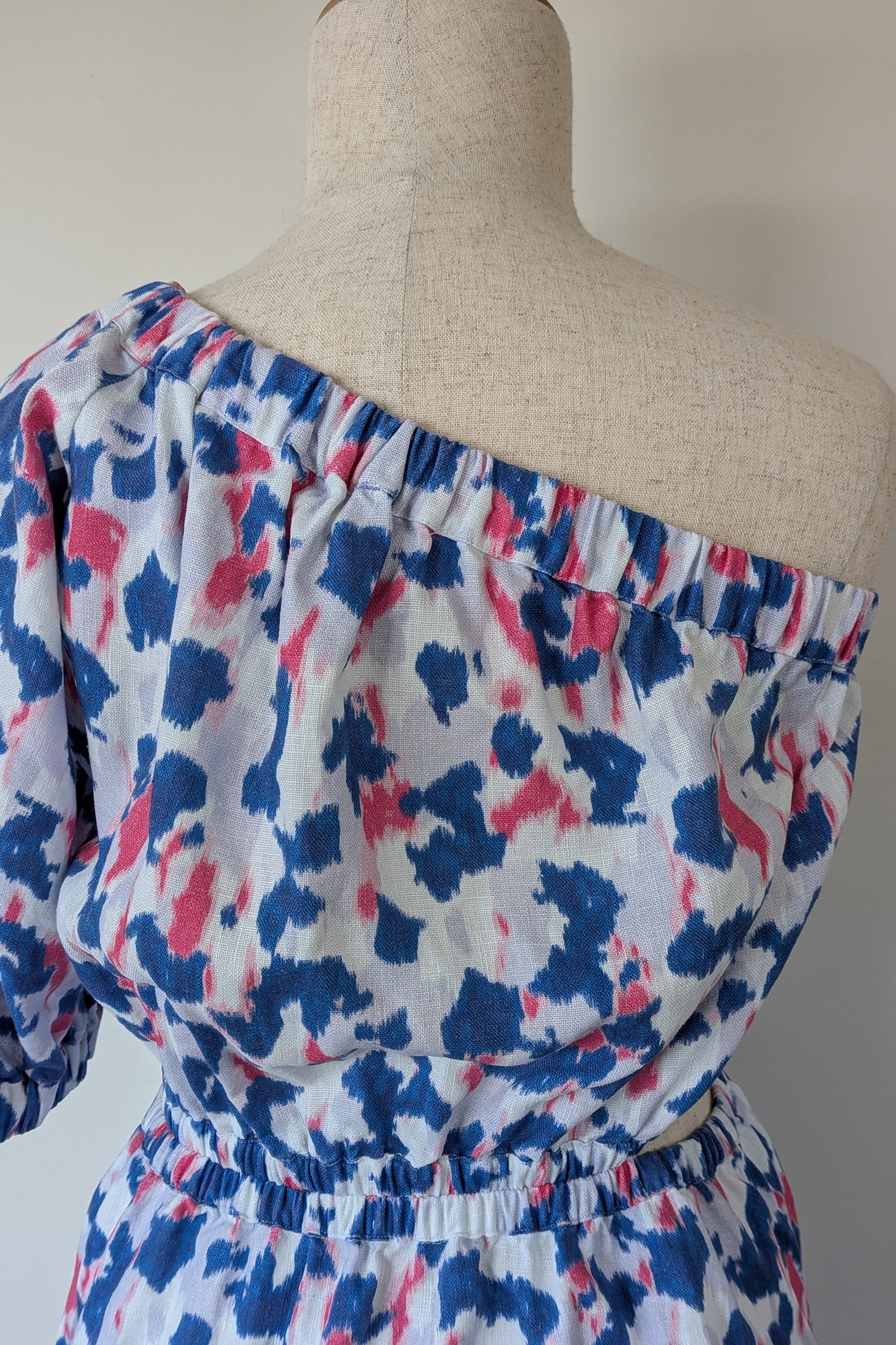 Witchery Linen One Shoulder Watercolour Print Midi Dress with Cut Out Size 16