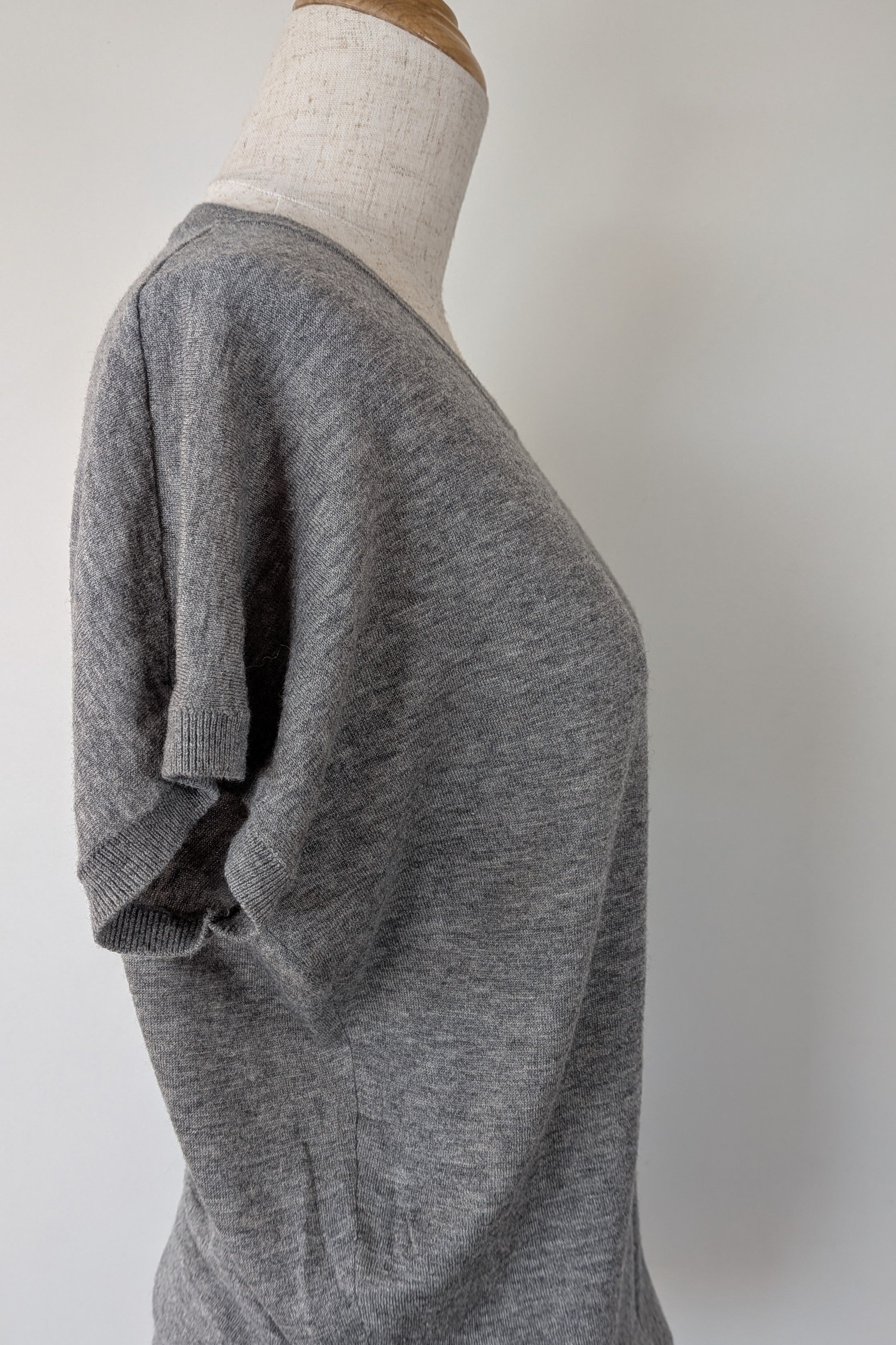 Country Road Grey Merino Wool & Silk Asymmetric Long Knit Top Size XXS