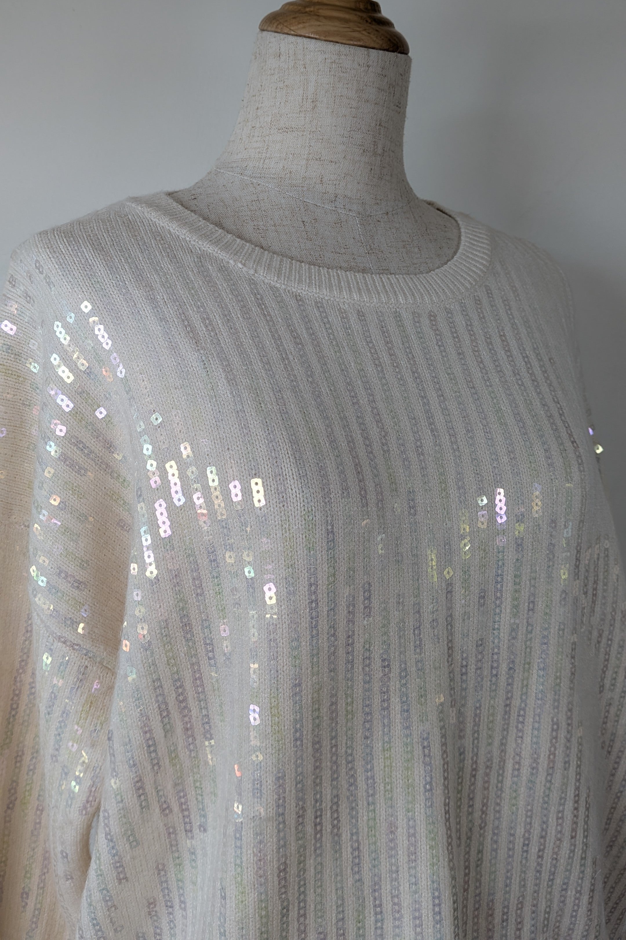 Vine Apparel White Wool Blend Iridescent Sequin Jumper Size M/L