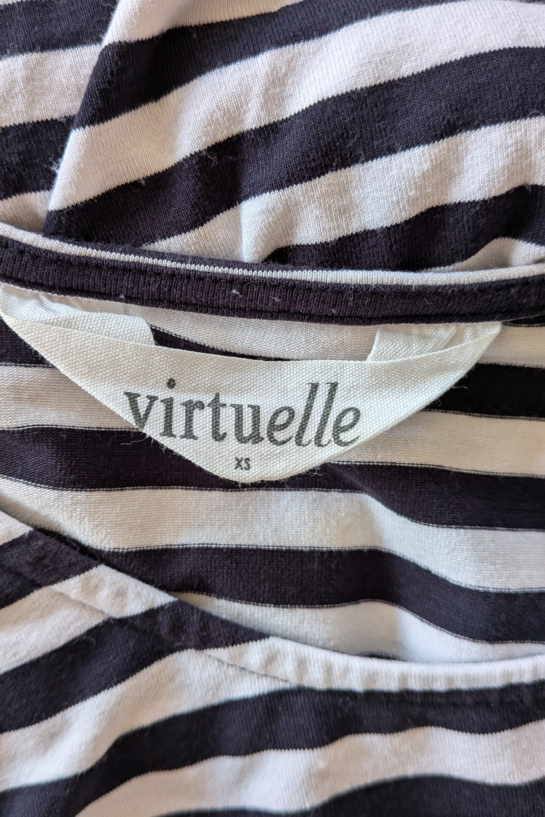 Virtuelle Gold Sequin Spot Stripe Handkerchief Hem Top Size XS