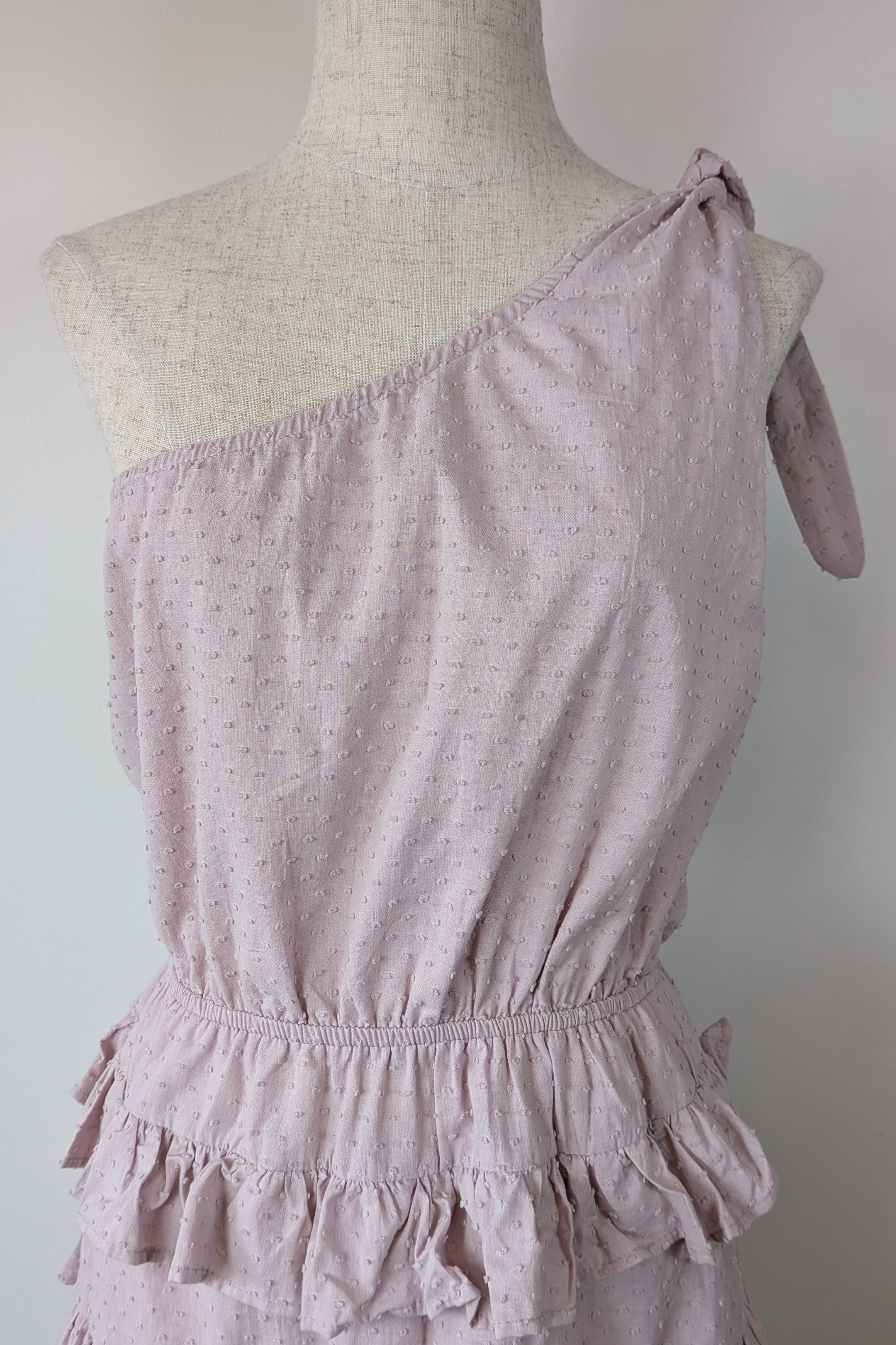 Aiyana Pale Pink One Shoulder Ruffle Tiered Dress Size 10 Brand New With Tags