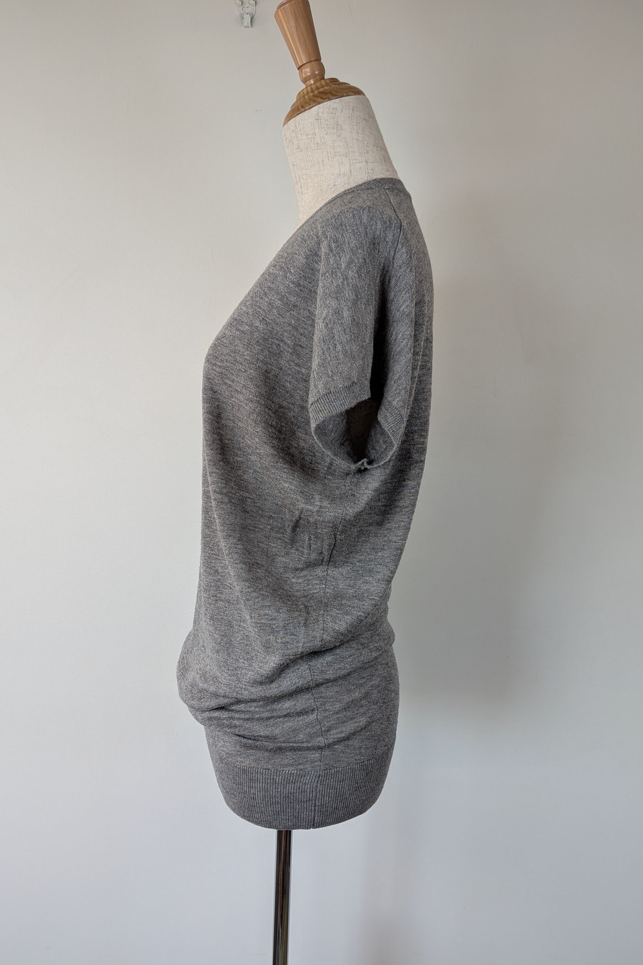 Country Road Grey Merino Wool & Silk Asymmetric Long Knit Top Size XXS