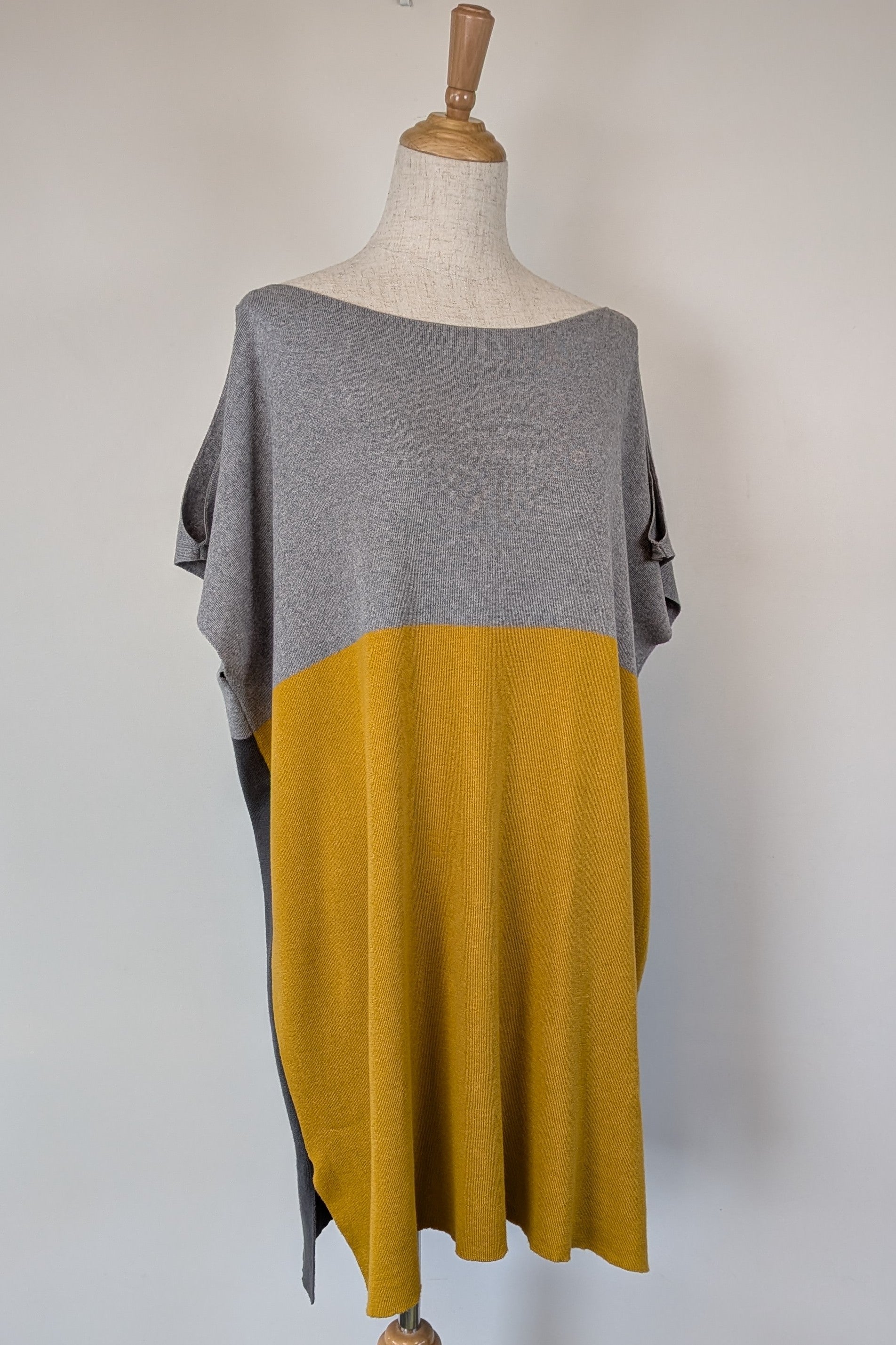 Uimi Colour Block Egyptian Cotton & Cashmere Knit Dress Size S-M