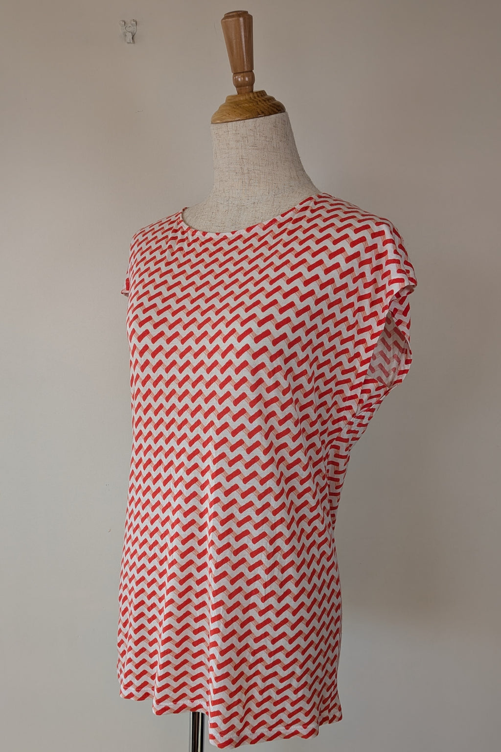 Country Road Geometric Red White Print Top Size S