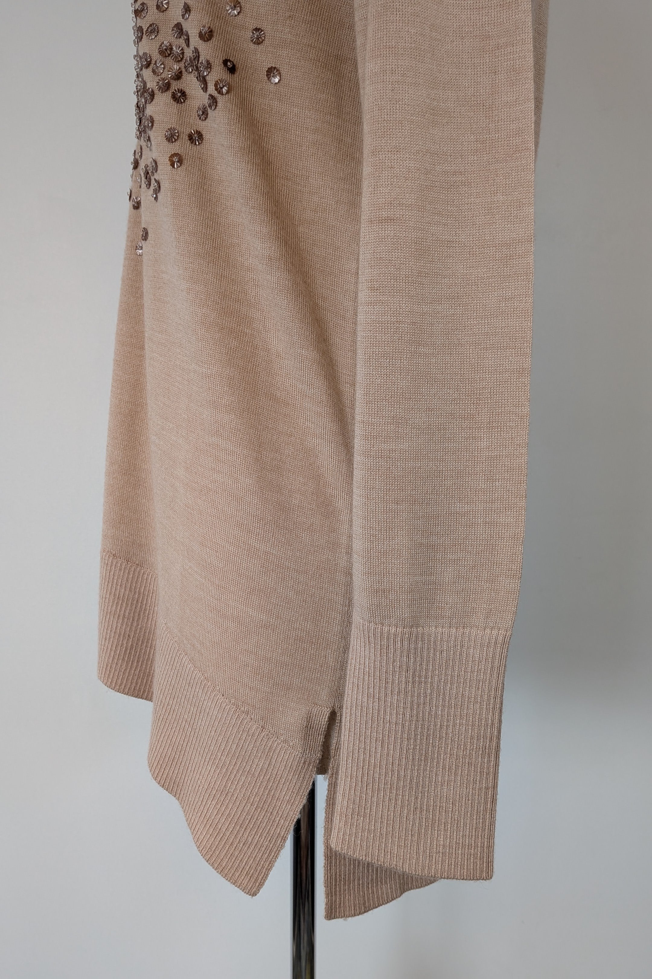 Witchery 100% Merino Wool Champagne Sequin Bead Detail Jumper Size XS