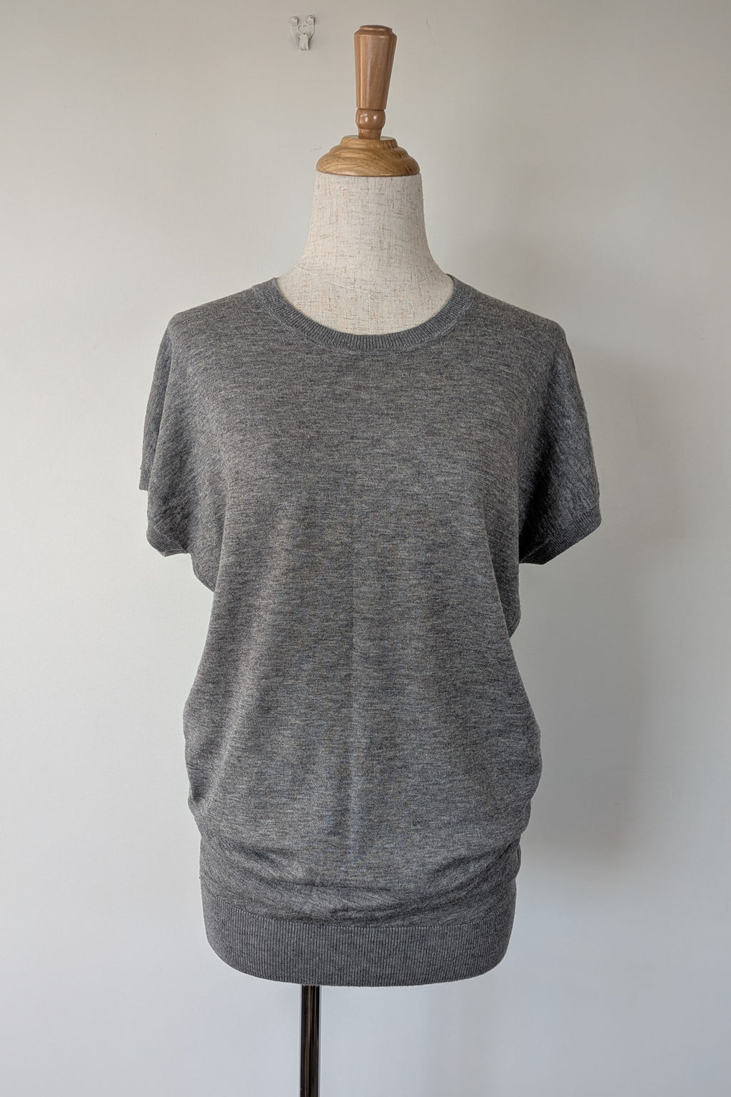 Country Road Grey Merino Wool & Silk Asymmetric Long Knit Top Size XXS