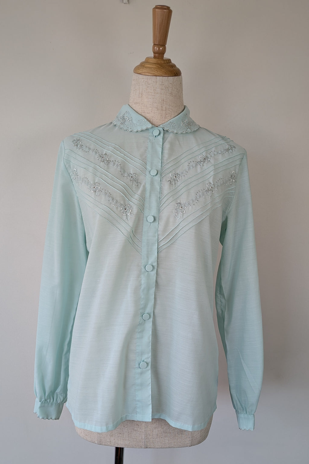 Vintage 70s Robert Lin International Blue Embroidered Blouse Size 10