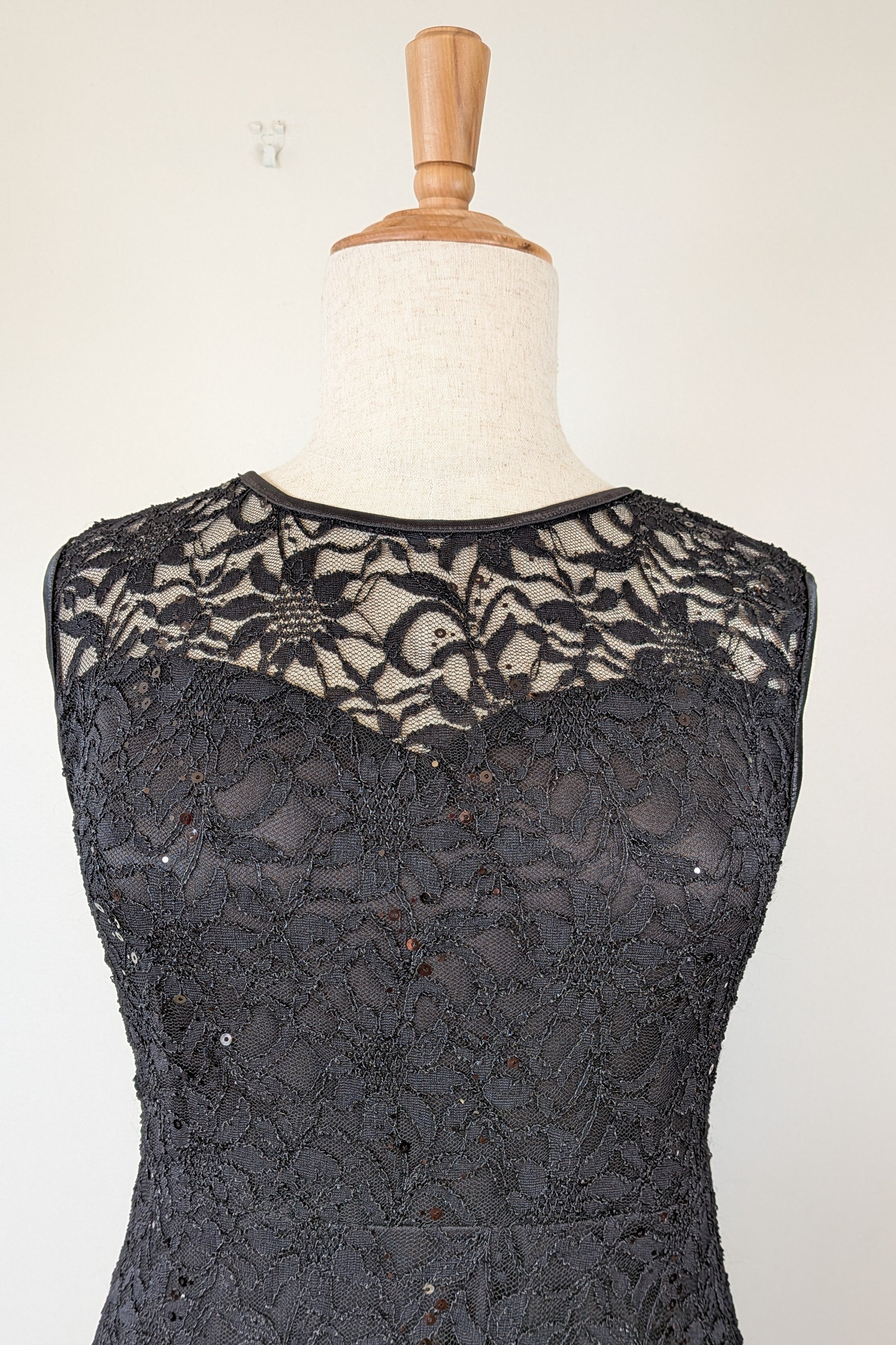 Caroline Morgan Black Lace Sleeveless Formal Dress Size 14 Brand New With Tags RRP $150