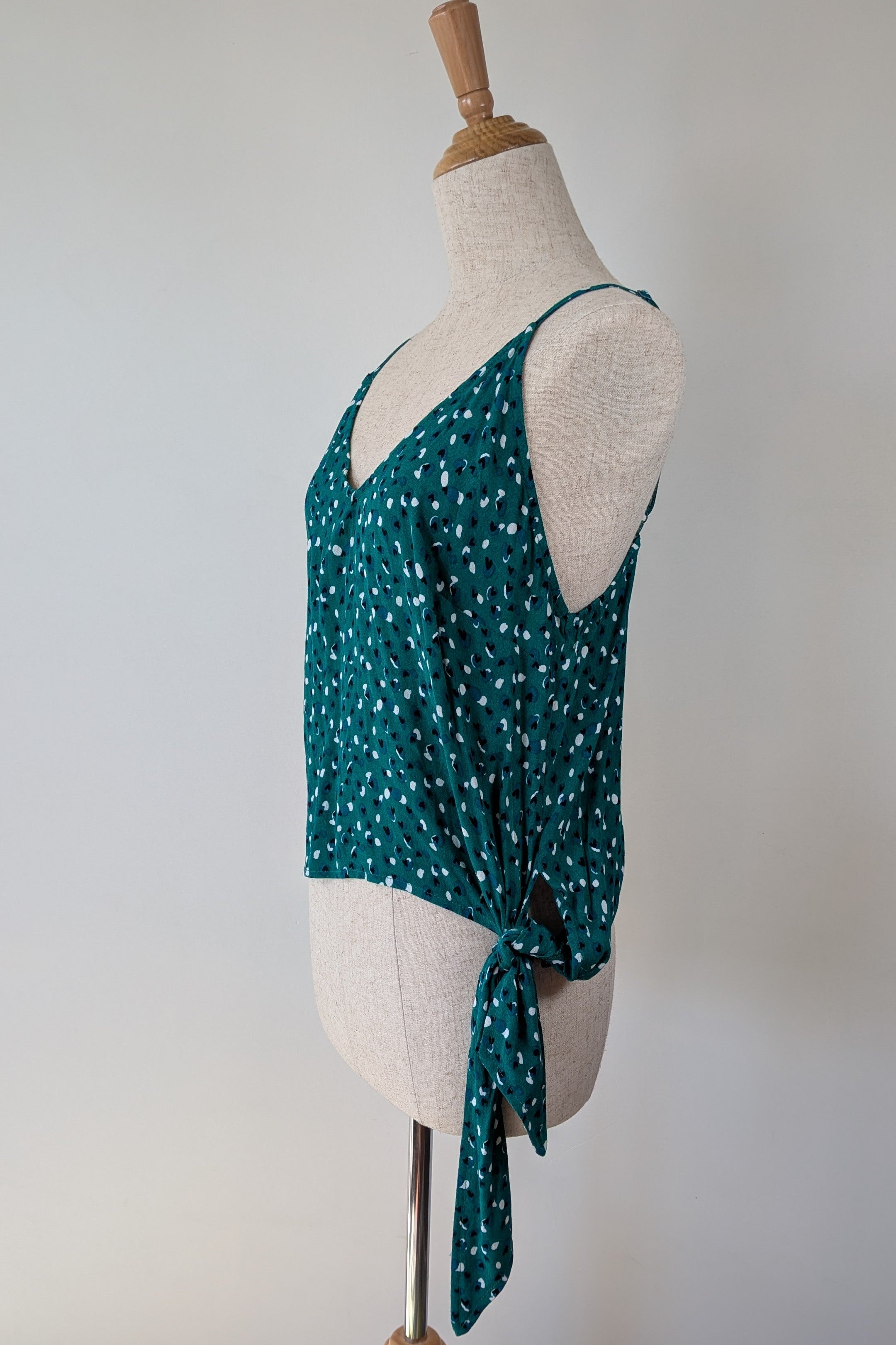 House of Sienna Emerelda Green Crop Top Size 10 Brand New With Tags