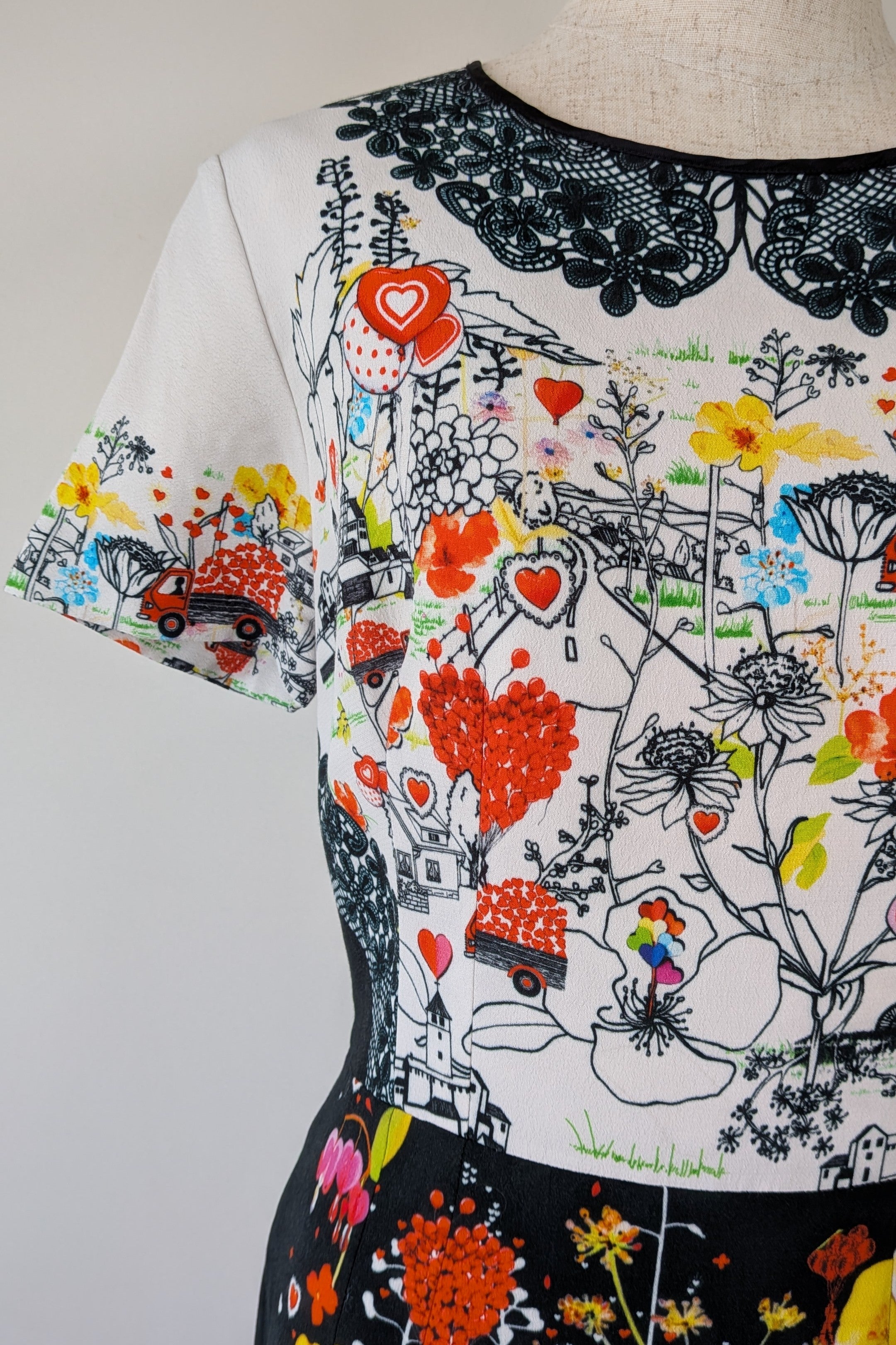 Piccione.Piccione Italian Designer Printed A-Line Dress Size 10/12