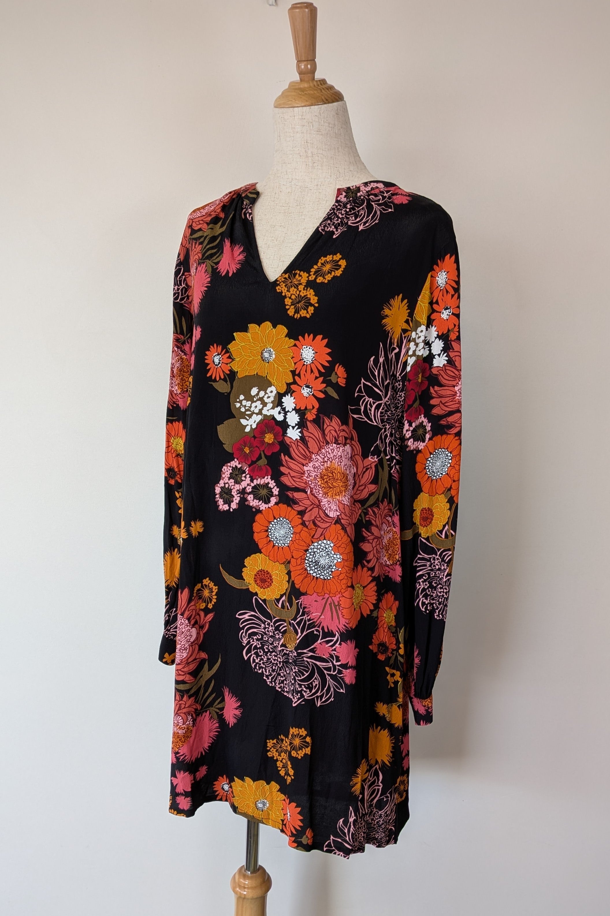 New Look 70s Floral Dress Size 14 Brand New With Tags