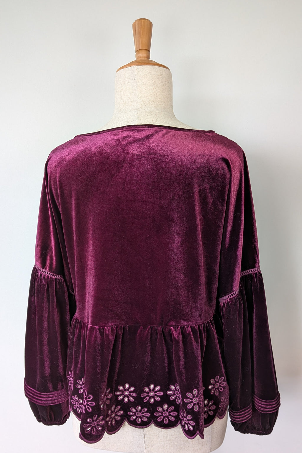 The Poetic Gypsy Burgundy Velvet Top Size 18/20