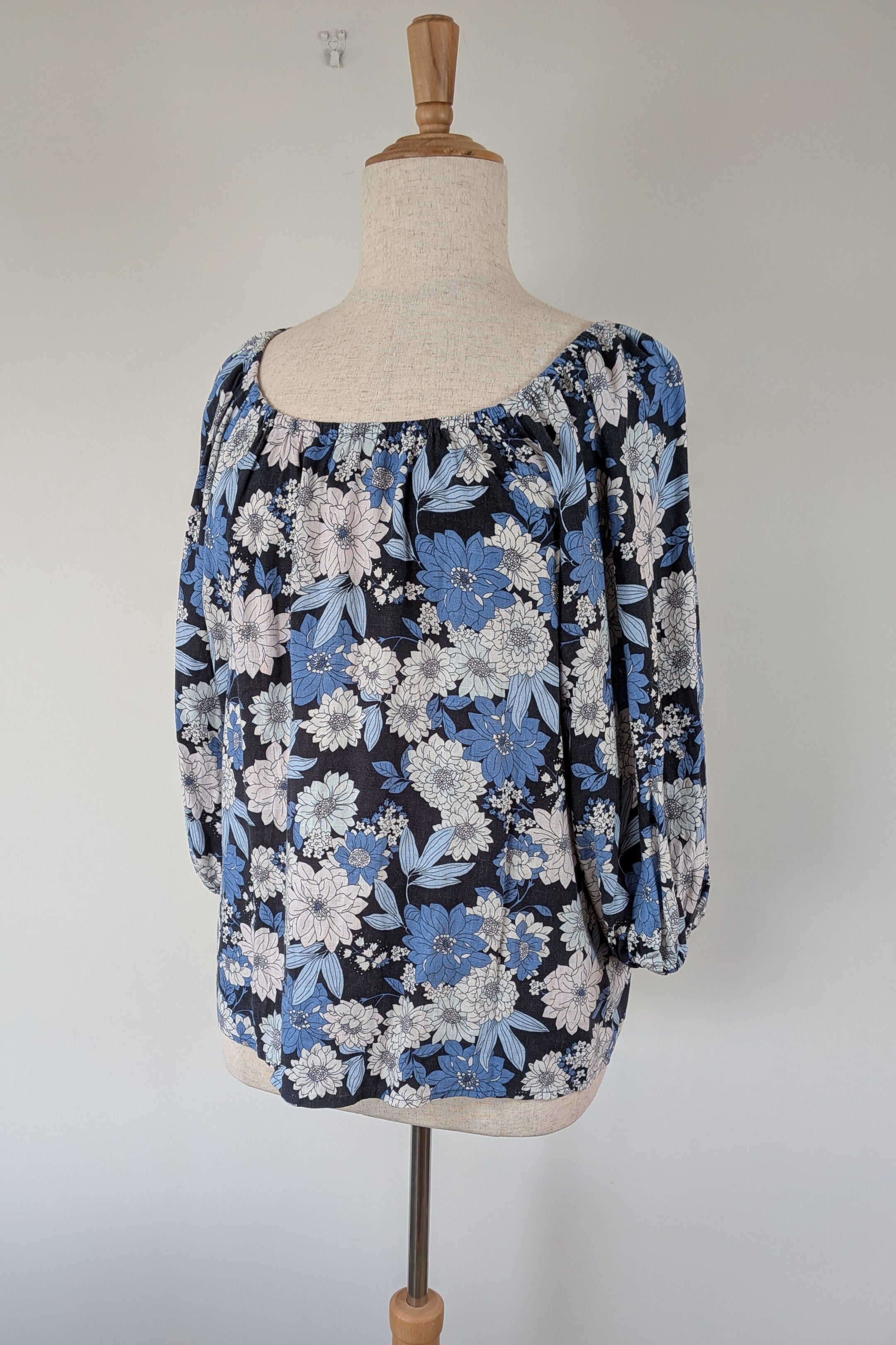 Grae Linen Retro Blue Floral Linen Blend Top Size 18 Brand New With Tags RRP $69.95